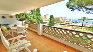 VACAY Apartamento Sol i Mar, vistas al mar, en la Costa Brava, LEscala!