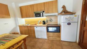VACAY Apartamento El Rincon de Susa, gran jardin, en la Cosata Brava, LEscala!