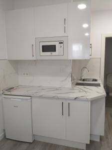 GRUPOELE3 MUXIA PUERTO