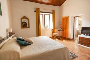 B&B / Chambres d'hotes Chateauzen : photos des chambres