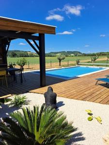 Maison de 3 chambres avec piscine privee jardin clos et wifi a Saint Pierre de Clairac