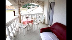 Studio Apartment 3, first floor