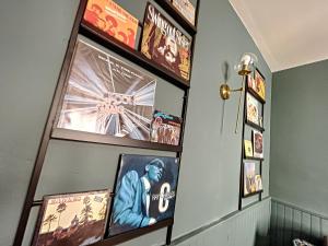 Appartements Maison de ville - Paris en 15 mn ! - 4 pers- 1 bebe - Vintage & Music ! : photos des chambres