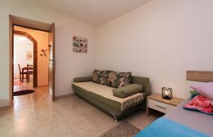 Apartment Leo 2180