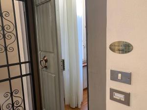 Deluxe Junior Suite room in La Terrazza di via Elisa