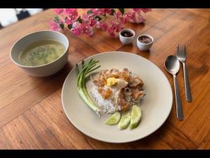 Dasiri Lakefront Villa Premium