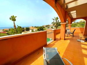 Sea view apartment with garden Mojon Hills