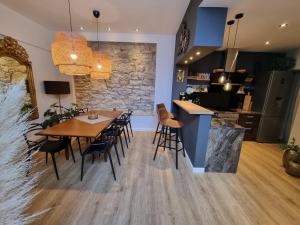 Arena Design App with FREE Private Parking and with a terrace