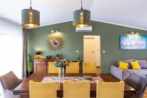 Dalmatian Sea-View Villa with Pool, Jacuzzi, Gym and Botanical Garden Near Trogir & Split