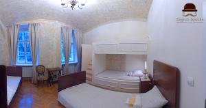 Bed in 4-Bed Mixed Dormitory Room room in Zagreb Speeka