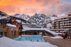 Appartement 4pers Rénové Pied des Pistes - Balcon Vue Montagne