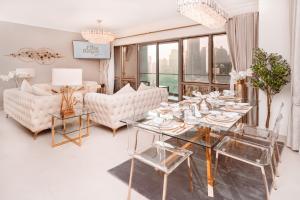 Elite Royal Apartment - Panoramic Full Burj Khalifa, Fountain & Skyline view - Imperial - 2 bedrooms & 1 open bedroom without partition