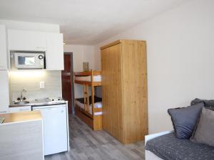 Appartements Studio Chamrousse, 1 piece, 4 personnes - FR-1-340-235 : photos des chambres