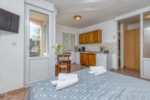 Studio Sanja with Balcony