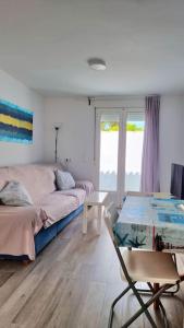 Apartamento privado con jardin, piscina elevada y bbq