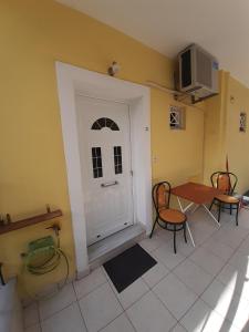 Yellow house 1