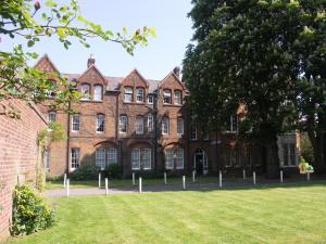 Spacious 2-Bedroom Apartments in Windsor CH