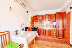 A1-apartment 50m from the beach with the sea view