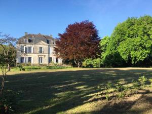 Maisons de vacances Demeure de 7 chambres avec piscine privee jardin clos et wifi a Chaniers : photos des chambres