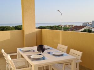 LA FINESTRA SUL MARE