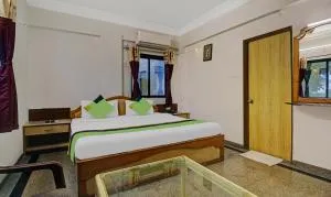 Treebo Eagle Executive - Chākan