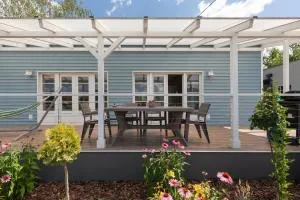 VirágLak - Kápolnásnyék