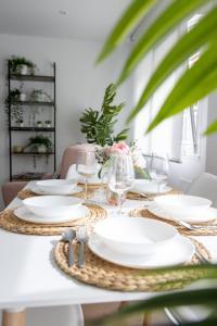 Lujoso apartamento entre 2 playas con garaje, wifi