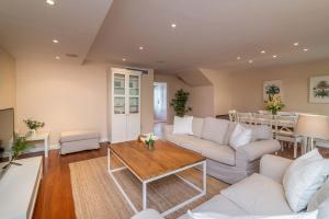 Casa la Concha - Marbellamar Beach Townhouse by Finest Rentals