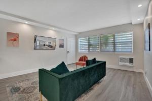 Bay Harbor Suites