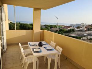 LA FINESTRA SUL MARE