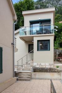 Fortress View apartment II