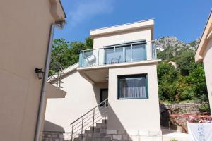 Fortress View apartment II