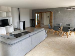 Villas Spacieuse Villa Nicoise au calme avec piscine : photos des chambres