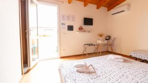 Double Room with Pool View