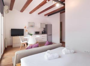 Spacious doubleroom apartment at Sants