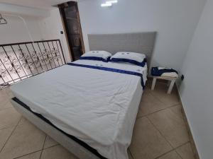 B&b casa (le porte di napoli)