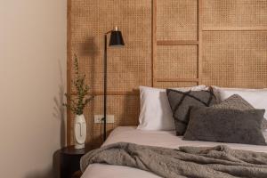 Limnionas Infinity Cave Villa