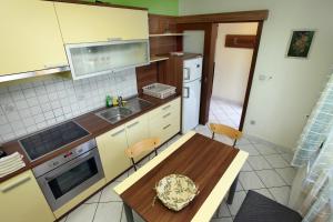 Apartment - Stylish Retreat in Portoroz