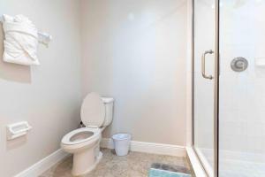 SPACIOUS 6bdrm Villa nearthe attractions!!