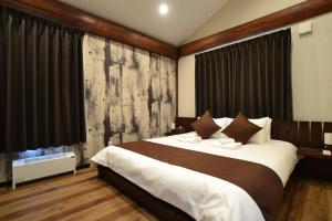 Chise Fukuro by H2 Life