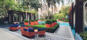 Lahabana Huahin - ใจกลางหัวหิน เดินไปชายหาดใน 3min