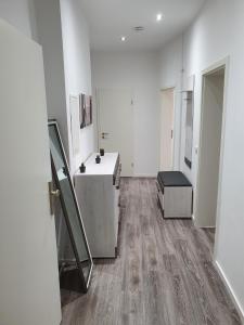 Alles NEU nach Komplettsanierung in direkter Nähe zum Südstrand