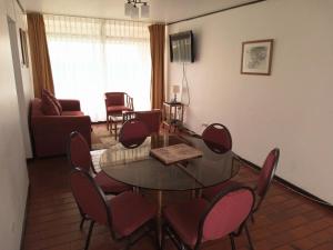 Primer piso frente al mar acceso directo jardines