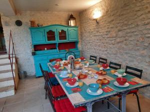 B&B / Chambres d'hotes Le Clos des Chenes : Chambre Double - Vue sur Jardin