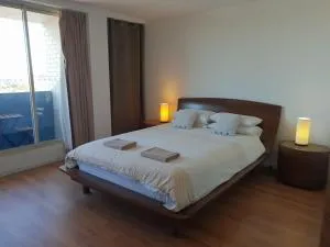 Studio 204 with harbour, ocean and sunset views from the balcony - East Fremantle