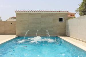 Villa Sunshine with private Hydromassage Pool near the beach