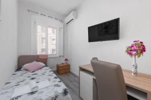 Flower Accommodation