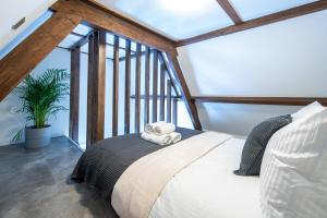 New Family Penthouse 7Min from Rotterdam Central Station top floor app4