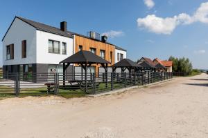 Holiday House Zefir with Sauna by Renters Prestige