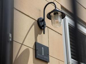 1 Wesley Mews